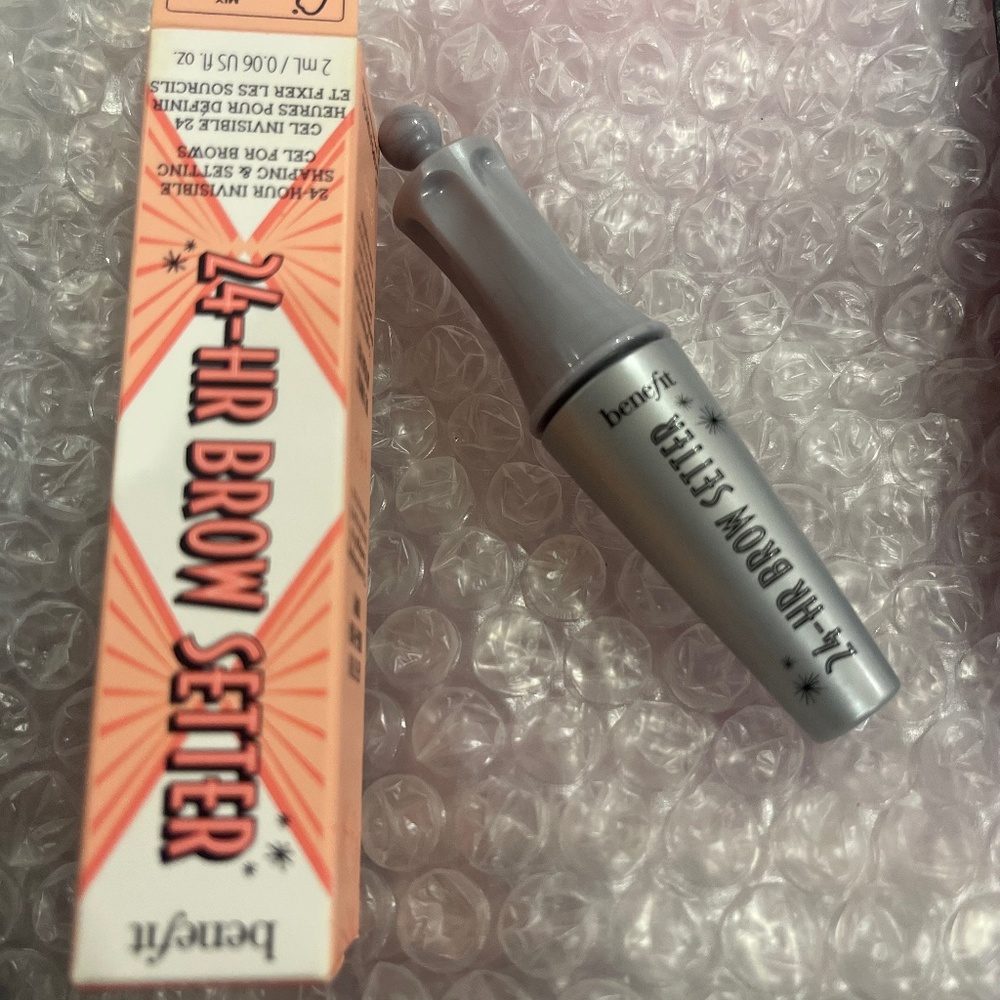Benefit 24 h brow setter